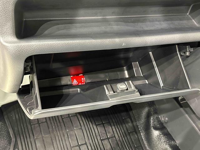 キャリイトラック頑丈ダンプ４ＷＤ　電動式ダンプ　オートマチック　パワーウィンドウ　オートライト　ラジオ　キーレスエントリー　ヘッドライトレベリング　バイザーマニュアルエアコン（広島県）の中古車