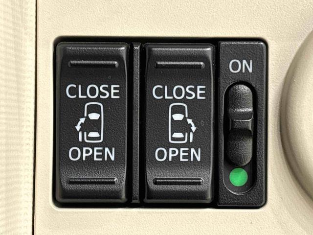 ムーヴキャンバスＸリミテッド　ＳＡIIハロゲンライト　置き楽ボックス　オートライト　プッシュボタンスタート　セキュリティアラーム　両側パワースライドドア　　キーフリーシステム（広島県）の中古車