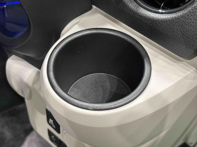 ミライースX SAIII LEDヘッドライト コーナーセンサー付LEDヘッドランプ セキュリティアラーム コーナーセンサー 14インチフルホイールキャップ キーレスエントリー 電動格納式ドアミラー ショツピングフック マニュアルエアコン(広島県)の中古車