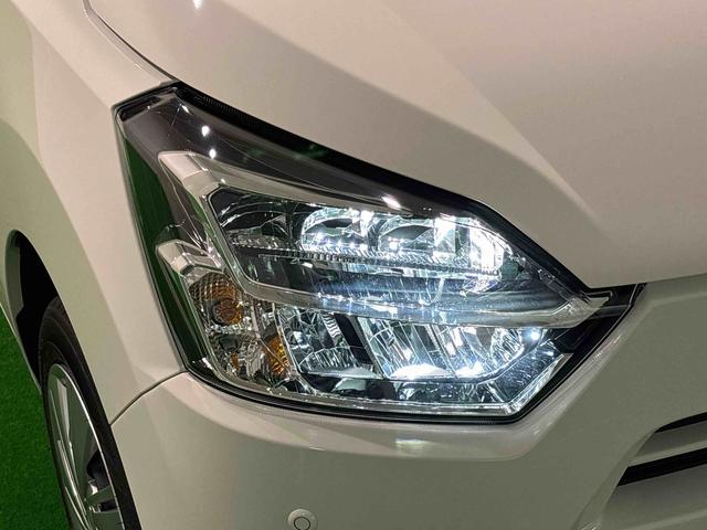 ミライースX SAIII LEDヘッドライト コーナーセンサー付LEDヘッドランプ セキュリティアラーム コーナーセンサー 14インチフルホイールキャップ キーレスエントリー 電動格納式ドアミラー ショツピングフック マニュアルエアコン(広島県)の中古車