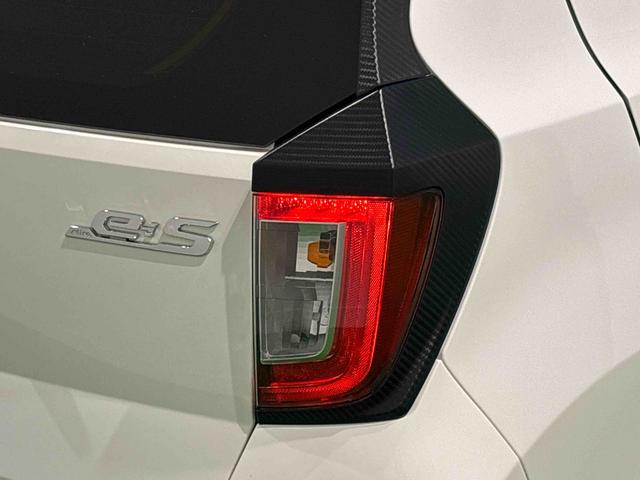 ミライースX SAIII LEDヘッドライト コーナーセンサー付LEDヘッドランプ セキュリティアラーム コーナーセンサー 14インチフルホイールキャップ キーレスエントリー 電動格納式ドアミラー ショツピングフック マニュアルエアコン(広島県)の中古車