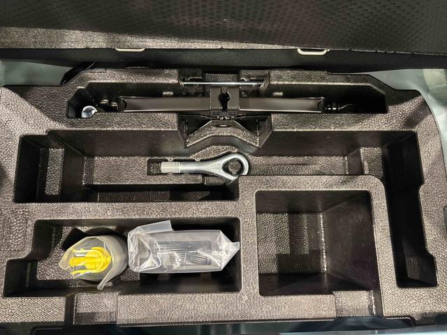 ミライースX SAIII 手引き式サイドブレーキ キーレスエントリーオートハイビーム 衝突回避支援ブレーキ 衝突警報機能 車線逸脱警報機能 誤発進抑制制御機能 先行車発進お知らせ機能(広島県)の中古車