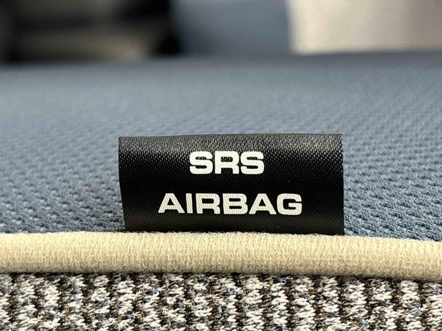 ムーヴキャンバスストライプスＧ　運転席・助手席シートヒーター　キーフリー純正ナビ装着用アップグレードパック　　両側電動スライドドア　運転席シートリフター　チルトステアリング　電動パーキングブレーキ　オートブレーキホールド機能　オートライト（広島県）の中古車