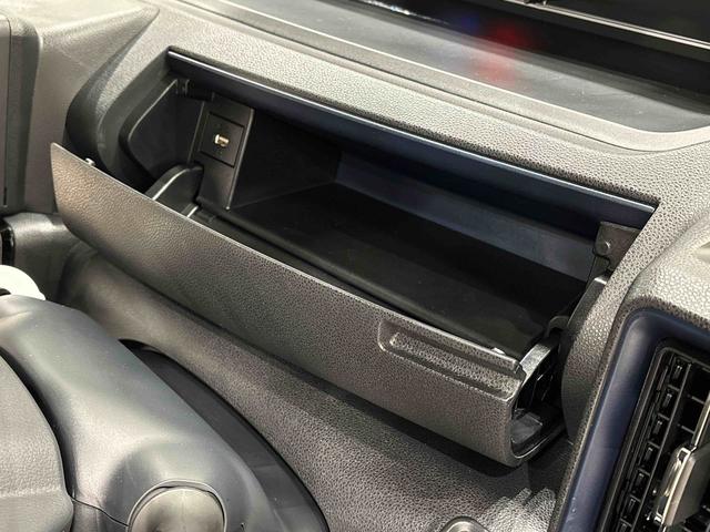 タントカスタムＲＳ　バックモニター対応　電動パーキングブレーキＬＥＤオートライト　パワースライドドアウェルカムオープン機能　オート電動格納式ドアミラー　助手席ロングスライド　助手席イージークローザー　アルミホイール　キーフリーシステム（広島県）の中古車