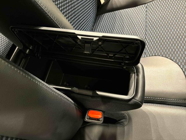 タントカスタムＲＳ　バックモニター対応　電動パーキングブレーキＬＥＤオートライト　パワースライドドアウェルカムオープン機能　オート電動格納式ドアミラー　助手席ロングスライド　助手席イージークローザー　アルミホイール　キーフリーシステム（広島県）の中古車