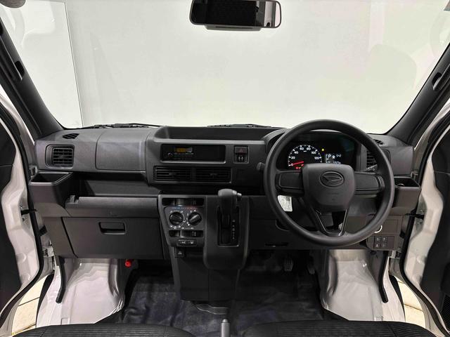 ハイゼットカーゴＤＸ　プッシュボタンスタート　オートライト　電動格納ミラーＬＥＤヘッドランプ　トップシェイドガラス　コーナーセンサー　オーバーヘッドシェルフ　フロントドアパワーウインドウ　ＡＭ／ＦＭラジオ　テンパータイヤ　スチールホイール（広島県）の中古車