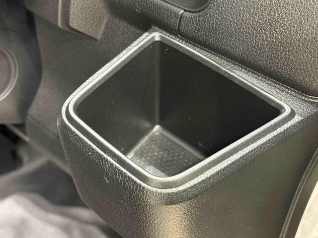 ハイゼットカーゴＤＸ　プッシュボタンスタート　オートライト　電動格納ミラーＬＥＤヘッドランプ　トップシェイドガラス　コーナーセンサー　オーバーヘッドシェルフ　フロントドアパワーウインドウ　ＡＭ／ＦＭラジオ　テンパータイヤ　スチールホイール（広島県）の中古車