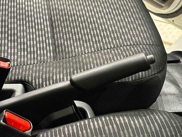 ハイゼットカーゴＤＸ　プッシュボタンスタート　オートライト　電動格納ミラーＬＥＤヘッドランプ　トップシェイドガラス　コーナーセンサー　オーバーヘッドシェルフ　フロントドアパワーウインドウ　ＡＭ／ＦＭラジオ　テンパータイヤ　スチールホイール（広島県）の中古車