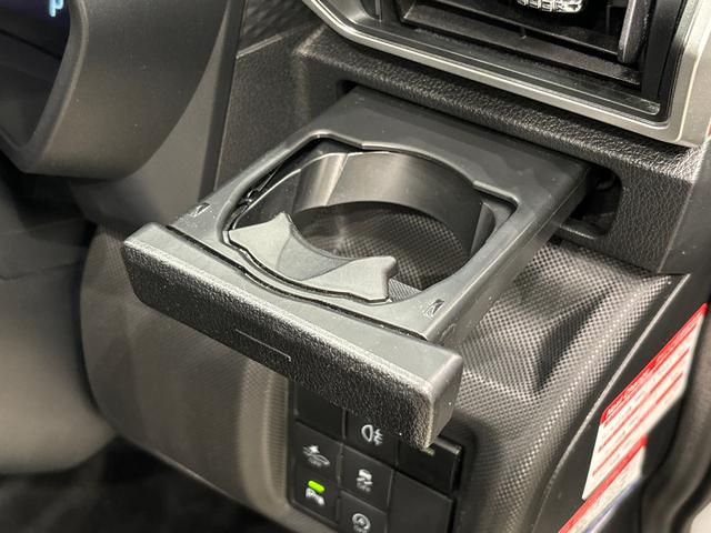 ロッキーＧ　ナビ　パノラマモニター　ドライブレコーダー　ＥＴＣ車載器ＬＥＤヘッドランプ・フォグランプ　全車速追従機能付アダプティブクルーズコントロール　レーンキープコントロール　１７インチアルミホイール　シートヒーター　プッシュボタンスタート（広島県）の中古車