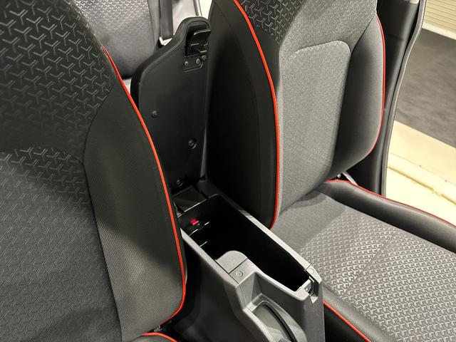 ロッキーＧ　ナビ　パノラマモニター　ドライブレコーダー　ＥＴＣ車載器ＬＥＤヘッドランプ・フォグランプ　全車速追従機能付アダプティブクルーズコントロール　レーンキープコントロール　１７インチアルミホイール　シートヒーター　プッシュボタンスタート（広島県）の中古車