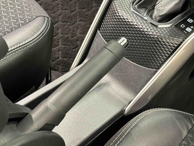 ロッキープレミアム　ナビゲーション　ドライブレコーダー　ＥＴＣＬＥＤヘッドランプ・フォグランプ　全車速追従機能付アダプティブクルーズコントロール　レーンキープコントロール　ブラインドスポットモニター　１７インチアルミホイール　シートヒーター　ナビゲーション（広島県）の中古車