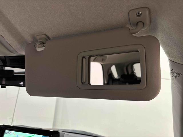 ロッキープレミアム　ナビゲーション　ドライブレコーダー　ＥＴＣＬＥＤヘッドランプ・フォグランプ　全車速追従機能付アダプティブクルーズコントロール　レーンキープコントロール　ブラインドスポットモニター　１７インチアルミホイール　シートヒーター　ナビゲーション（広島県）の中古車