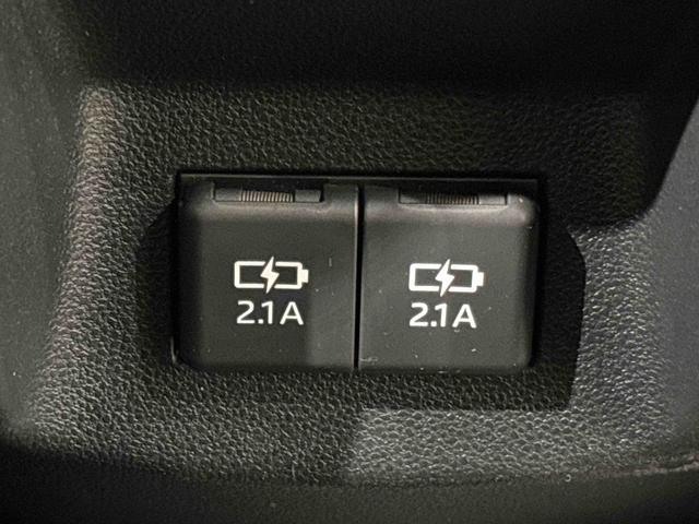 ロッキープレミアム　ナビゲーション　ドライブレコーダー　ＥＴＣＬＥＤヘッドランプ・フォグランプ　全車速追従機能付アダプティブクルーズコントロール　レーンキープコントロール　ブラインドスポットモニター　１７インチアルミホイール　シートヒーター　ナビゲーション（広島県）の中古車