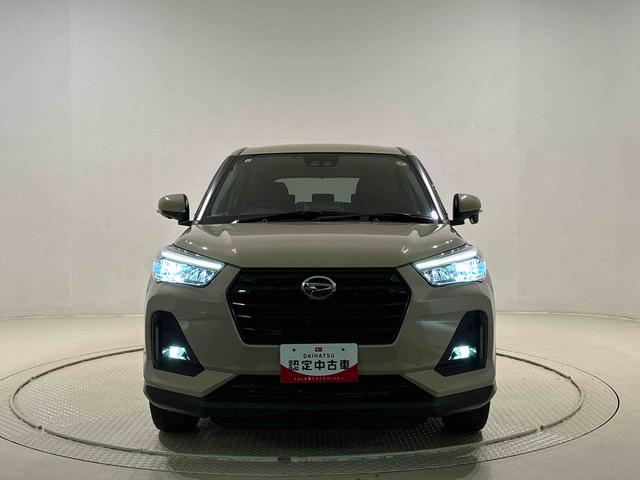 ロッキープレミアム　ナビゲーション　ドライブレコーダー　ＥＴＣＬＥＤヘッドランプ・フォグランプ　全車速追従機能付アダプティブクルーズコントロール　レーンキープコントロール　ブラインドスポットモニター　１７インチアルミホイール　シートヒーター　ナビゲーション（広島県）の中古車