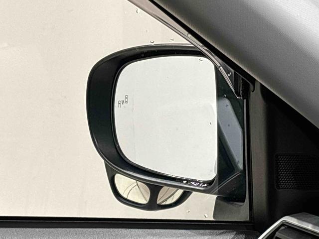 ロッキープレミアム　ナビゲーション　ドライブレコーダー　ＥＴＣＬＥＤヘッドランプ・フォグランプ　全車速追従機能付アダプティブクルーズコントロール　レーンキープコントロール　ブラインドスポットモニター　１７インチアルミホイール　シートヒーター　ナビゲーション（広島県）の中古車