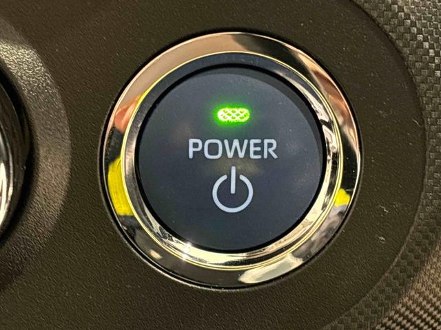 ロッキープレミアムG HEV メッキ納車前点検・メーカー保証(保証継承)・LEDヘッドライト・HEVプッシュボタンスタート・アルミホイール・バックカメラ・シートヒーター(広島県)の中古車