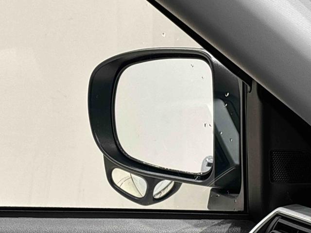 ロッキープレミアムG HEV メッキ納車前点検・メーカー保証(保証継承)・LEDヘッドライト・HEVプッシュボタンスタート・アルミホイール・バックカメラ・シートヒーター(広島県)の中古車