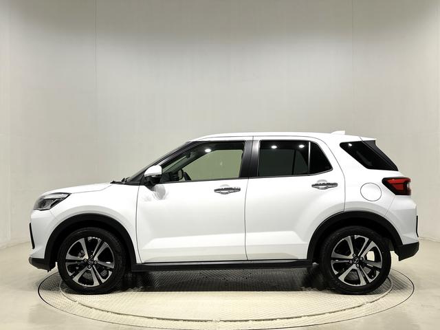 ロッキープレミアムＧＬＥＤヘッドランプ・フォグランプ　全車速追従機能付アダプティブクルーズコントロール　レーンキープコントロール　１７インチアルミホイール　シートヒーター（広島県）の中古車