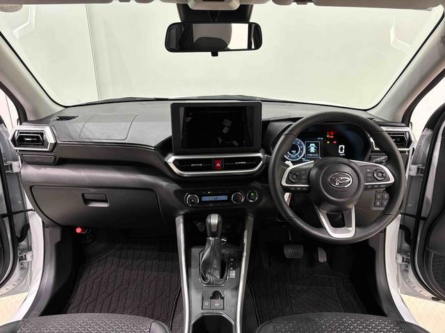 ロッキープレミアムＧＬＥＤヘッドランプ・フォグランプ　全車速追従機能付アダプティブクルーズコントロール　レーンキープコントロール　１７インチアルミホイール　シートヒーター（広島県）の中古車