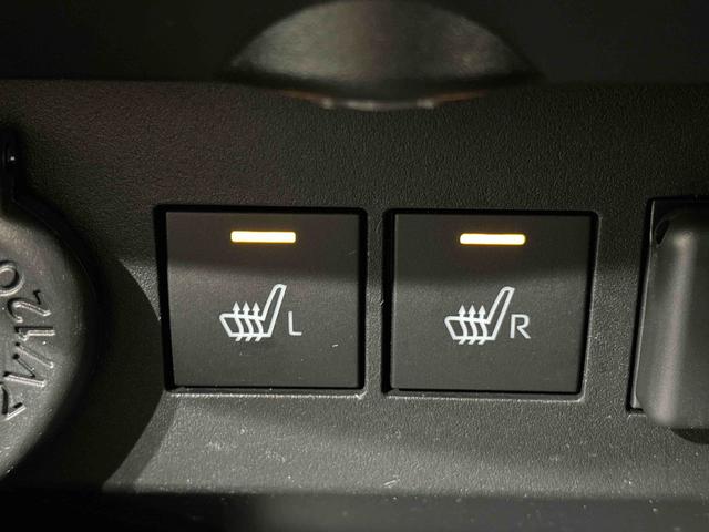 ロッキープレミアムＧＬＥＤヘッドランプ・フォグランプ　全車速追従機能付アダプティブクルーズコントロール　レーンキープコントロール　１７インチアルミホイール　シートヒーター（広島県）の中古車