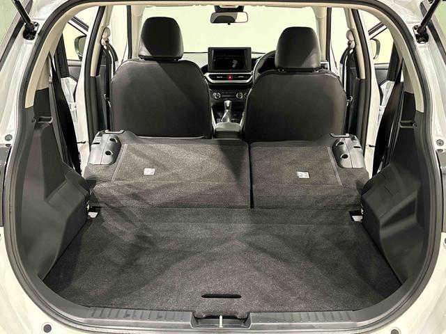 ロッキープレミアムＧＬＥＤヘッドランプ・フォグランプ　全車速追従機能付アダプティブクルーズコントロール　レーンキープコントロール　１７インチアルミホイール　シートヒーター（広島県）の中古車