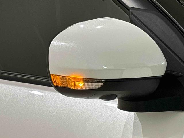 ロッキープレミアムＧＬＥＤヘッドランプ・フォグランプ　全車速追従機能付アダプティブクルーズコントロール　レーンキープコントロール　１７インチアルミホイール　シートヒーター（広島県）の中古車