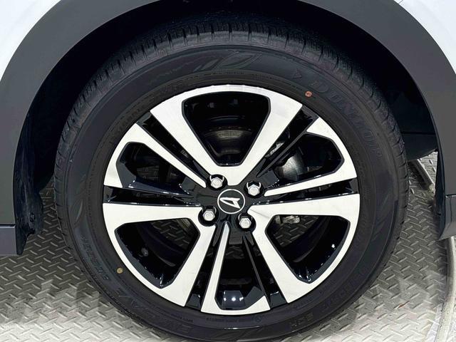 ロッキープレミアムＧＬＥＤヘッドランプ・フォグランプ　全車速追従機能付アダプティブクルーズコントロール　レーンキープコントロール　１７インチアルミホイール　シートヒーター（広島県）の中古車