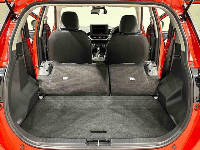 ロッキープレミアムG HEV バックカメラ 前席シートヒーターLEDヘッドランプ・フォグランプ 全車速追従機能付アダプティブクルーズコントロール レーンキープコントロール ブラインドスポットモニター 17インチアルミホイール シートヒーター(広島県)の中古車