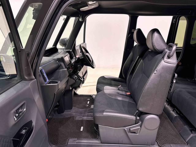 タントカスタムXスタイルセレクション キーフリーシステム4WD ナビゲーションシステム パノラマモニター ETC ドライブレコーダー ウエルカムオープン機能付きパワースライドドア 運転席助手席シートヒーター 電動パーキングブレーキ アルミホイール(広島県)の中古車