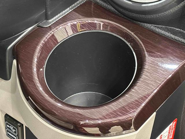 キャストナビ　パノラマカメラ　ＥＴＣ運転席・助手席シートヒーター　オートライト　オートハイビーム　オートエアコン　プッシュボタンスタート　オート格納機能付き電動ミラー　セキュリティーアラーム　ステアリングスイッチ　ＬＥＤヘッドライト（広島県）の中古車