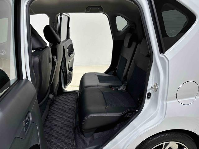 ムーヴカスタム　ＲＳ　ハイパーリミテッドＳＡIII　カーナビパノラマモニター対応カメラ　ＥＴＣ車載器　ＬＥＤヘッドライト・フォグランプ　運転席シートヒーター　オートエアコン　オートライト　トップシェイドガラス　キーフリーシステム　純正１５インチアルミホイール（広島県）の中古車