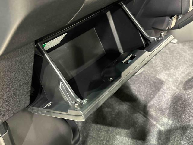 アトレーＲＳ　９インチディスプレイオーディオ　バックカメラ　４ＷＤプッシュボタンスタート　パワースライドドアウエルカムオープン機能　電動格納式ドアミラー　大型ＬＥＤ荷室灯　ＬＥＤへッドランプ　ＬＥＤフォグランプ　クルーズコントロール　スモークドガラス（広島県）の中古車