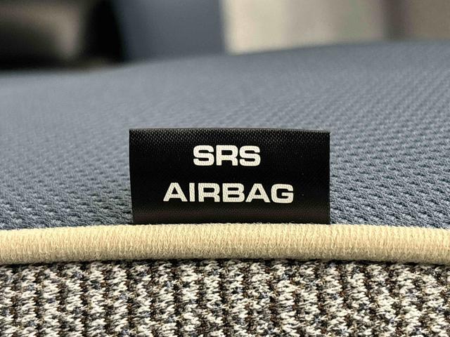 ムーヴキャンバスストライプスＧ　ナビ　ドラレコ　バックカメラ　キーフリーＬＥＤオートライト・フォグランプ　電動パーキングブレーキ　プッシュボタンスタート　セキュリティアラーム　バックカメラ　両側パワースライドドアウエルカムオープン機能　オート電動格納式ドアミラー（広島県）の中古車