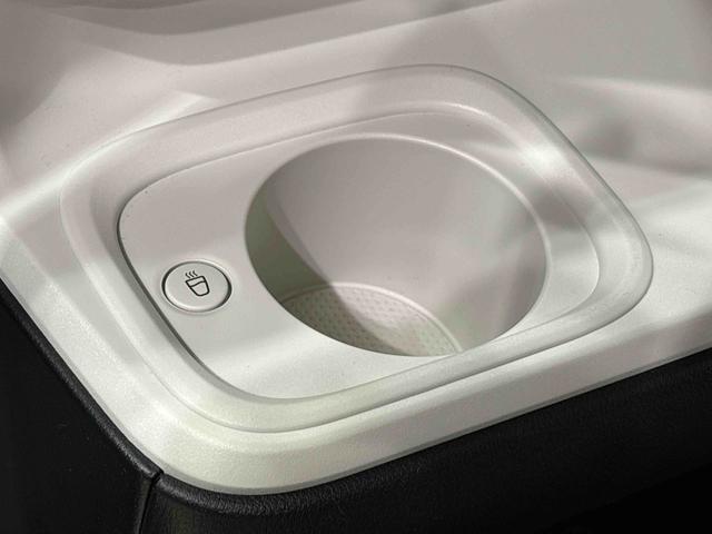 ムーヴキャンバスストライプスＧ　ナビ　ドラレコ　バックカメラ　キーフリーＬＥＤオートライト・フォグランプ　電動パーキングブレーキ　プッシュボタンスタート　セキュリティアラーム　バックカメラ　両側パワースライドドアウエルカムオープン機能　オート電動格納式ドアミラー（広島県）の中古車