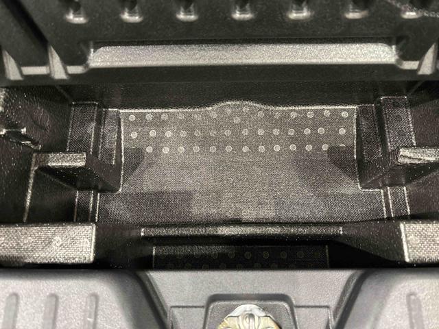 ムーヴキャンバスストライプスＧ　ナビ　ドラレコ　バックカメラ　キーフリーＬＥＤオートライト・フォグランプ　電動パーキングブレーキ　プッシュボタンスタート　セキュリティアラーム　バックカメラ　両側パワースライドドアウエルカムオープン機能　オート電動格納式ドアミラー（広島県）の中古車