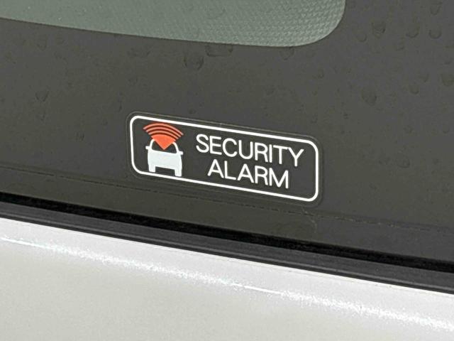 ムーヴキャンバスストライプスＧ　ナビ　ドラレコ　バックカメラ　キーフリーＬＥＤオートライト・フォグランプ　電動パーキングブレーキ　プッシュボタンスタート　セキュリティアラーム　バックカメラ　両側パワースライドドアウエルカムオープン機能　オート電動格納式ドアミラー（広島県）の中古車