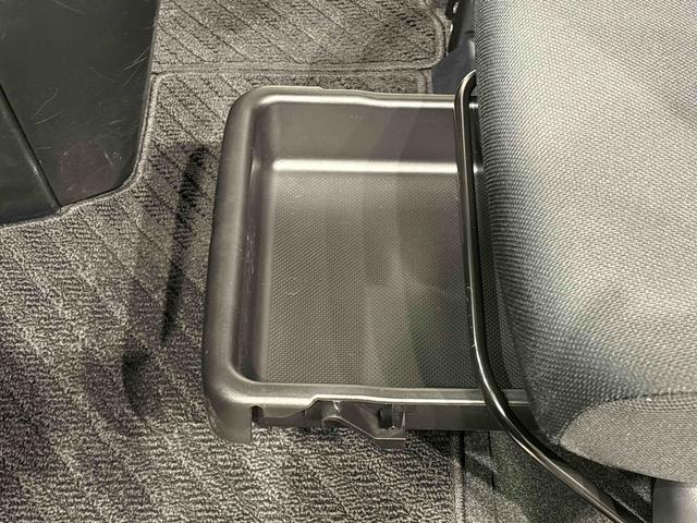 トールカスタムＧ　ＳＡII　ナビゲーション　ＥＴＣＬＥＤヘッドランプ・フォグランプ　　アルミホイール　オートライト　プッシュボタンスタート　コーナーセンサー　パワースライドドア　キーフリーシステム（広島県）の中古車