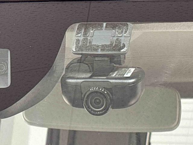 タントＸ　　純正ナビゲーション　ドライブレコーダー　ＥＴＣ車載器純正ナビ装着用アップグレードパック　両側スライド片側電動スライドドア　運転席ロングスライドシート　オートライト　格納式リヤドアサンシェード　サイドエアバッグ　キーフリーシステム（広島県）の中古車