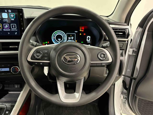 ロッキーＸ　ＨＥＶ９インチディスプレイオーディオ　バックカメラ　ＬＥＤヘッドランプ　全車速追従機能付アダプティブクルーズコントロール　レーンキープコントロール　アルミホイール　　プッシュボタンスタート（広島県）の中古車