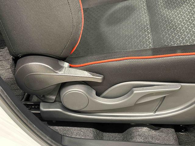 ロッキーＸ　ＨＥＶ９インチディスプレイオーディオ　バックカメラ　ＬＥＤヘッドランプ　全車速追従機能付アダプティブクルーズコントロール　レーンキープコントロール　アルミホイール　　プッシュボタンスタート（広島県）の中古車