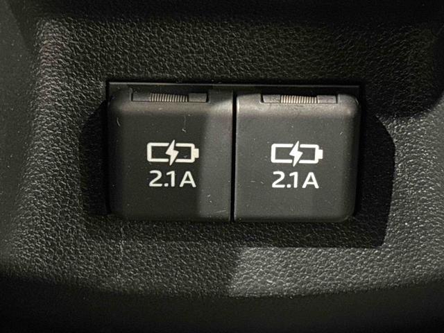 ロッキーＸ　ＨＥＶ９インチディスプレイオーディオ　バックカメラ　ＬＥＤヘッドランプ　全車速追従機能付アダプティブクルーズコントロール　レーンキープコントロール　アルミホイール　　プッシュボタンスタート（広島県）の中古車