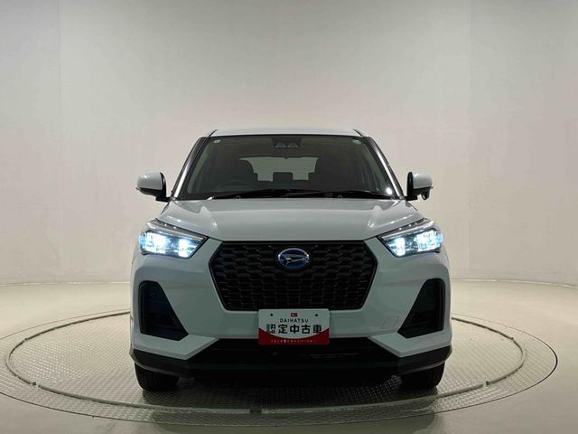 ロッキーＸ　ＨＥＶ９インチディスプレイオーディオ　バックカメラ　ＬＥＤヘッドランプ　全車速追従機能付アダプティブクルーズコントロール　レーンキープコントロール　アルミホイール　　プッシュボタンスタート（広島県）の中古車