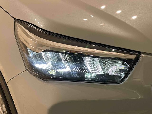 ロッキーＸ　ＨＥＶ９インチディスプレイオーディオ　バックカメラ　ＬＥＤヘッドランプ　全車速追従機能付アダプティブクルーズコントロール　レーンキープコントロール　アルミホイール　　プッシュボタンスタート（広島県）の中古車