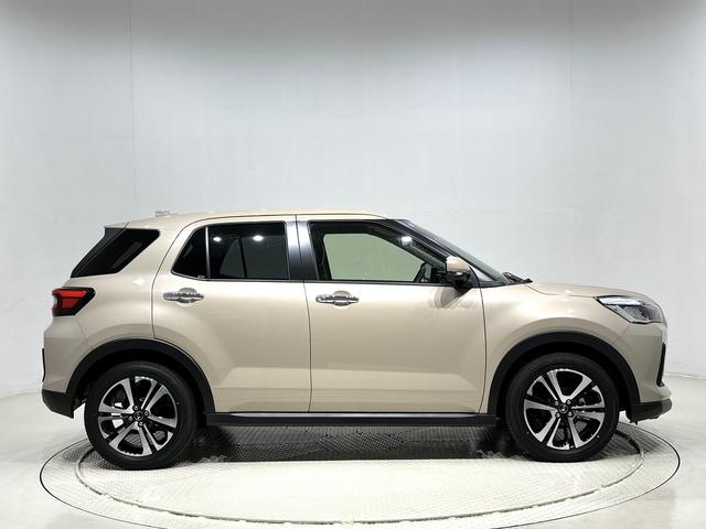 ロッキープレミアムGLEDヘッドランプ・フォグランプ 全車速追従機能付アダプティブクルーズコントロール レーンキープコントロール 17インチアルミホイール シートヒーター(広島県)の中古車