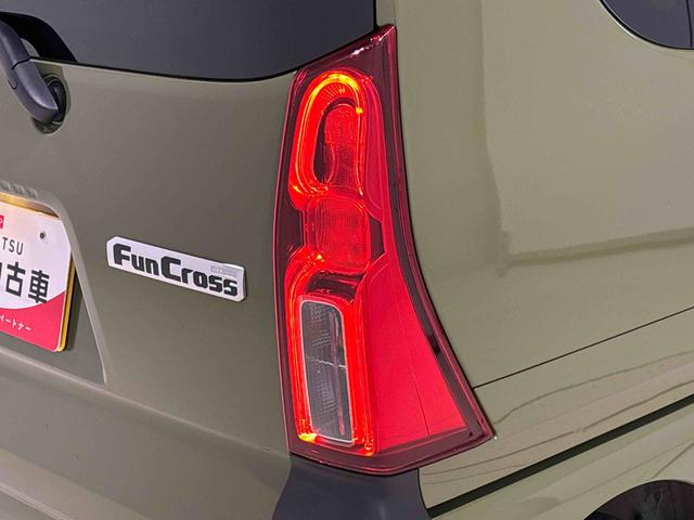 タントファンクロスＬＥＤオーＬＥＤオートライト　パワースライドドアウェルカムオープン機能　電動パーキングブレーキ　運転席助手席シートヒーター　アルミホイール　キーフリーシステム　　オート電動格納式ドアミラー（広島県）の中古車