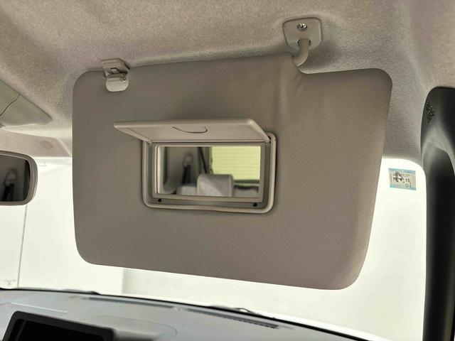 ムーヴキャンバスストライプスＧ　バックモニター対応　ホットカップホルダーＬＥＤオートライト・フォグランプ　電動パーキングブレーキ　プッシュボタンスタート　セキュリティアラーム　バックカメラ　両側パワースライドドアウエルカムオープン機能　オート電動格納式ドアミラー（広島県）の中古車