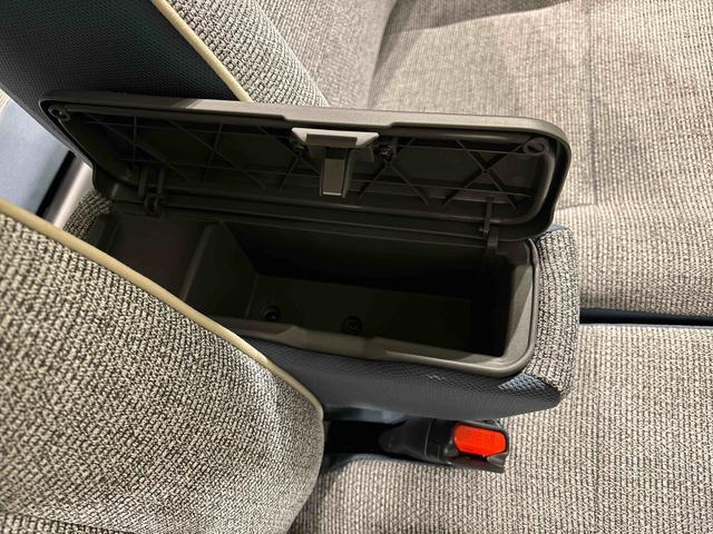 ムーヴキャンバスストライプスＧ　バックモニター対応　ホットカップホルダーＬＥＤオートライト・フォグランプ　電動パーキングブレーキ　プッシュボタンスタート　セキュリティアラーム　バックカメラ　両側パワースライドドアウエルカムオープン機能　オート電動格納式ドアミラー（広島県）の中古車