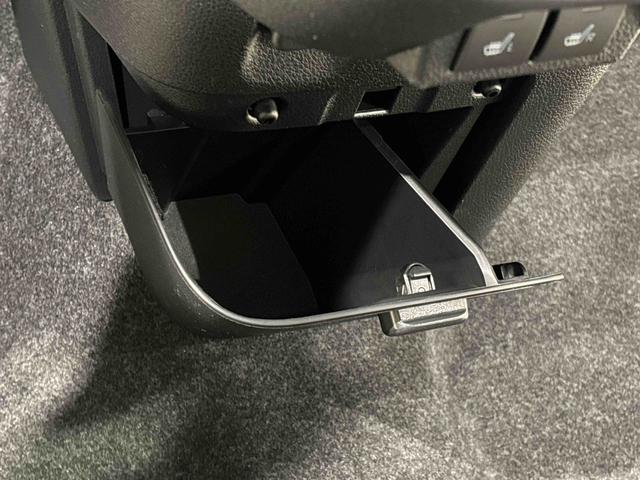 ムーヴキャンバスストライプスＧ　バックモニター対応　ホットカップホルダーＬＥＤオートライト・フォグランプ　電動パーキングブレーキ　プッシュボタンスタート　セキュリティアラーム　バックカメラ　両側パワースライドドアウエルカムオープン機能　オート電動格納式ドアミラー（広島県）の中古車