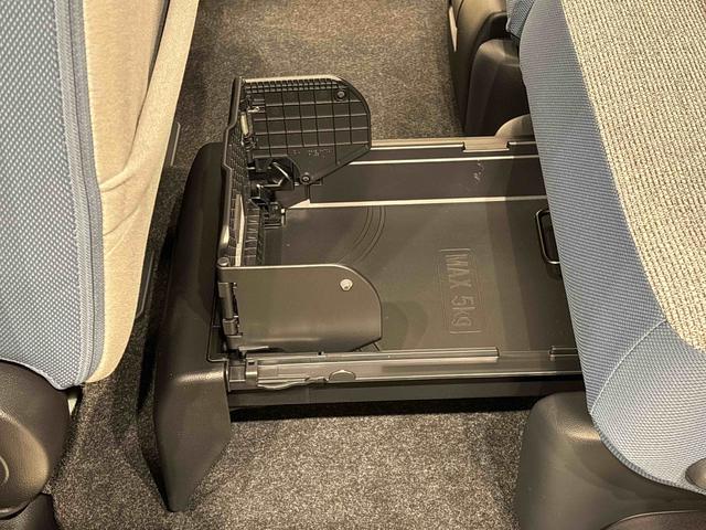 ムーヴキャンバスストライプスＧ　バックモニター対応　ホットカップホルダーＬＥＤオートライト・フォグランプ　電動パーキングブレーキ　プッシュボタンスタート　セキュリティアラーム　バックカメラ　両側パワースライドドアウエルカムオープン機能　オート電動格納式ドアミラー（広島県）の中古車