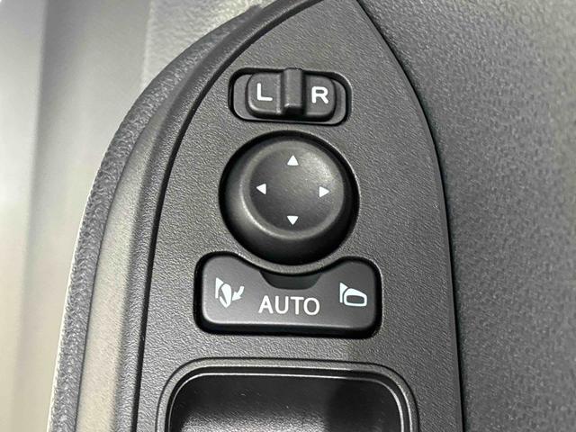 タントカスタムＲＳ　ターボ　運転席・助手席シートヒーター純正ナビ装着用アップグレードパック　両側電動スライドドア　電動パーキングブレーキ　オートブレーキホールド機能　格納式リヤドアサンシェード　運転席シートリフター　チルトステアリング　キーフリーシステム（広島県）の中古車